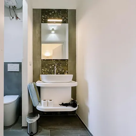 Apartment Centro Storico Spina White House *